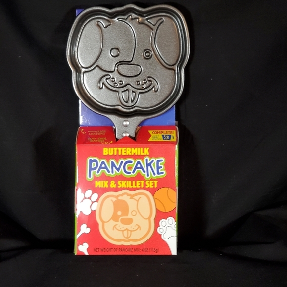 Skillet and Pancake Mix Set - Picture 1 of 4